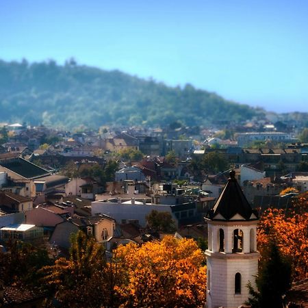 Comfortable 2Br Urban Getaway In City Center Plovdiv Exterior photo