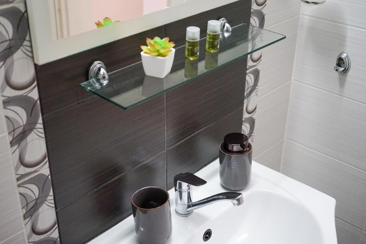 Comfortable 2Br Urban Getaway In City Center Plovdiv Exterior photo