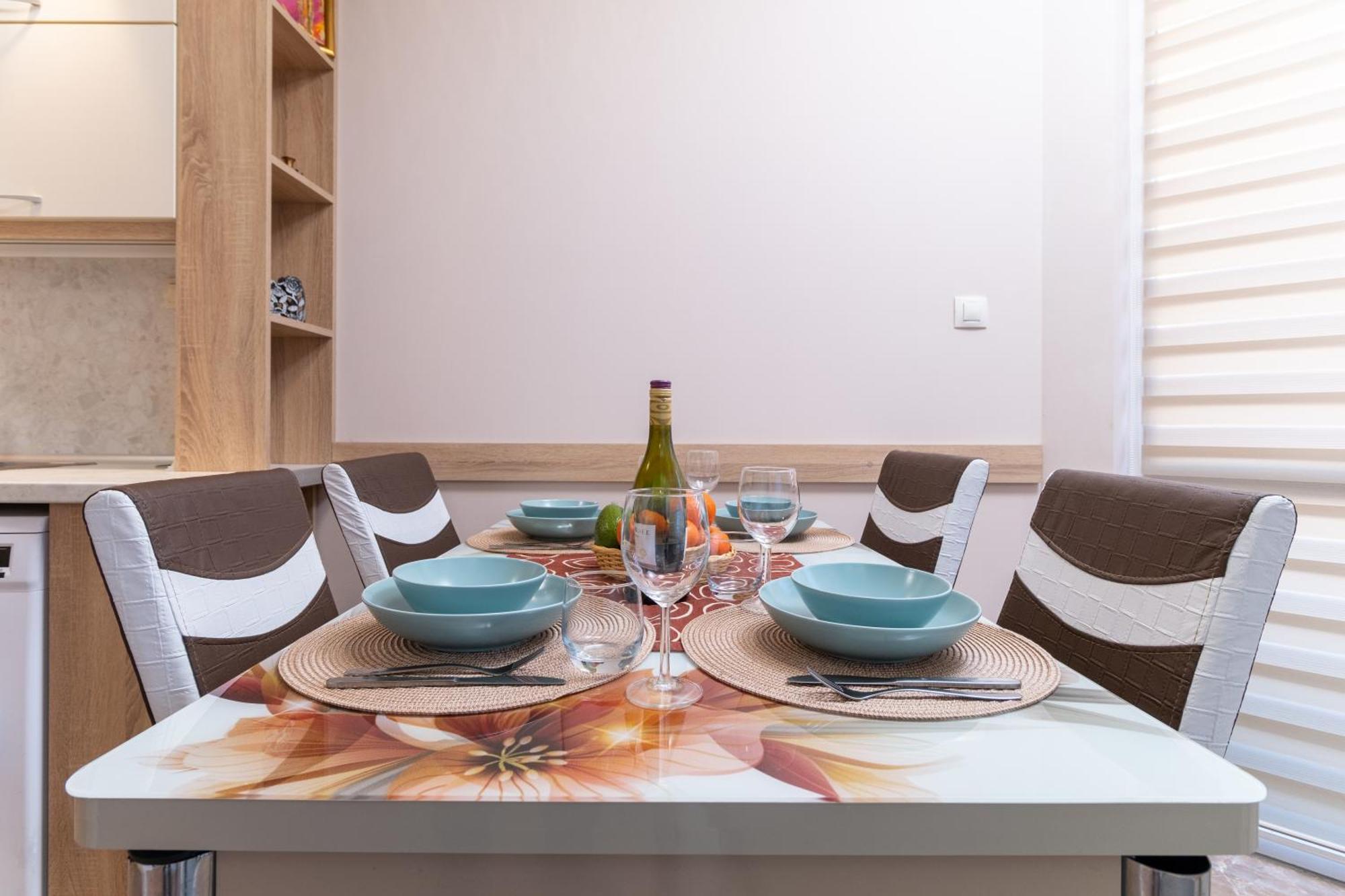 Comfortable 2Br Urban Getaway In City Center Plovdiv Exterior photo